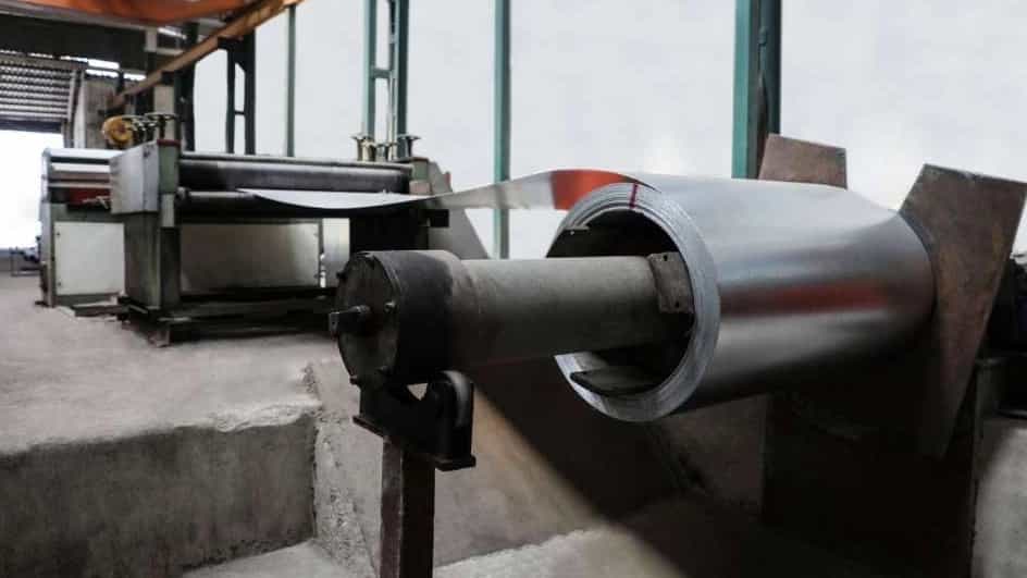 Types of iron sheet (steel sheet) and its use in different industries